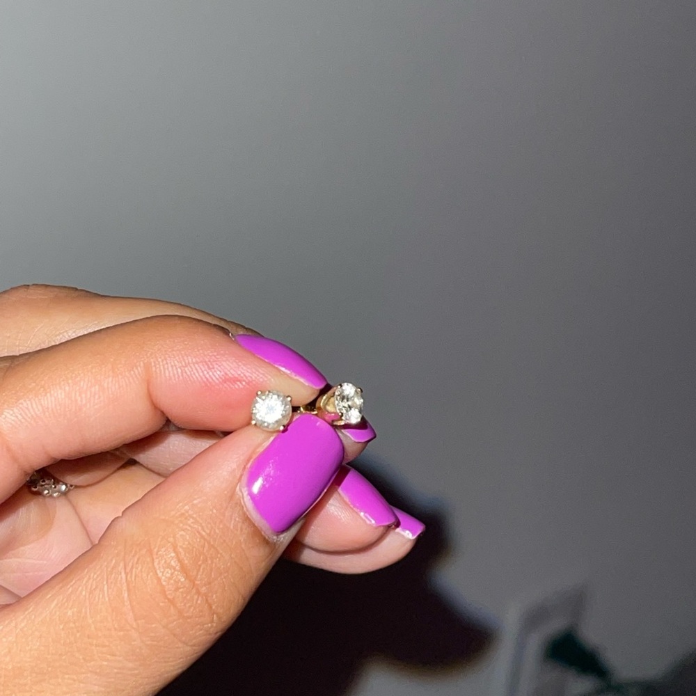 Diamond earrings, I believe these are .08 carats. - Picture 3 of 5